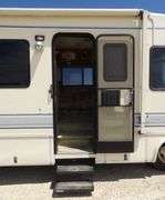 H-290 1996 Daybreak Motorhome