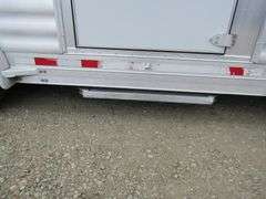 H-440 2004 Four Star LQ Horse Trailer