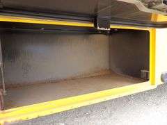 H-306  2009 Thomas School Bus