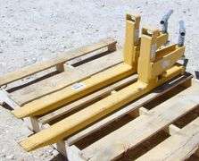 H-560 Bucket Forks
