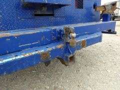 H-209 2006 Chevy C6500 Flatbed Service Truck