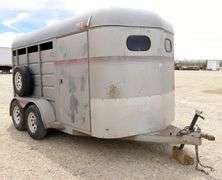 H-768 1993 C&B Horse Trailer