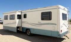 H-945 1997 Georgie Motorhome