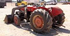 H-924  Massey Ferguson 135 Tractor