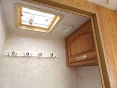 H-290 1996 Daybreak Motorhome