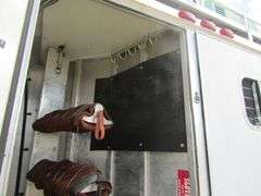 H-440 2004 Four Star LQ Horse Trailer