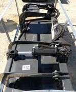 H-846  Wolverine Skid Steer Grapple Bucket