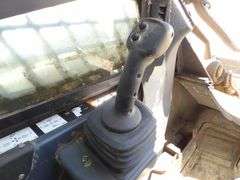 H-335 John Deere 333D Skid Steer