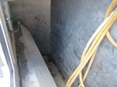 H-440 2004 Four Star LQ Horse Trailer