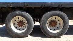 H-476 1997 Freightliner Truck