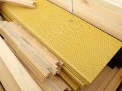 H-426  10-Frame Beehive