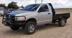 H-462 2006 Dodge Ram 2500 4X4 Flatbed Pickup