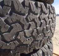 H-110 Tires & Wheels