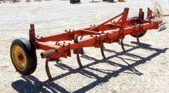 H-536 Chisel Plow