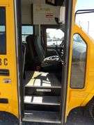 H-101 1998 Ford E-350 Bluebird School Bus