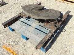 H-121 Holland 5th Wheel Plate
