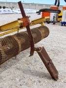 H-742  Bedding Roller