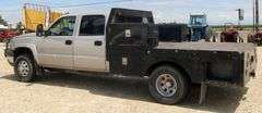 H-1149 2006 Chevy 3500 4X4 Flatbed Diesel Pickup