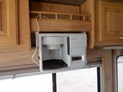 H-945 1997 Georgie Motorhome