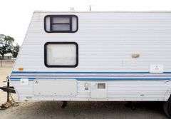 H-298  2000 Sportsman Ultra-Lite Camp Trailer