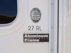 H-937 2003 Keystone Laredo Travel Trailer