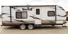 H-922 2015 Wildwood 24' Travel Trailer