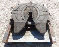 H-121 Holland 5th Wheel Plate