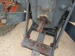 H-424 Kubota M7500 Tractor W/Front Loader