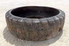 H-105  Tire Feeder
