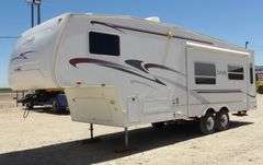 H-937 2003 Keystone Laredo Travel Trailer