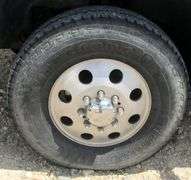 H-1149 2006 Chevy 3500 4X4 Flatbed Diesel Pickup
