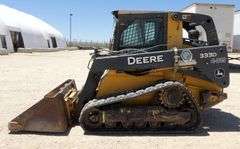 H-335 John Deere 333D Skid Steer