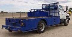 H-209 2006 Chevy C6500 Flatbed Service Truck