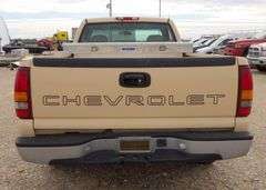H-1145 2001 Chevy Silverado 1500 Pickup