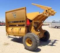 H-1003  Vermeer Bale Chopper