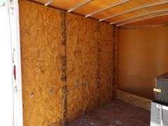 H-936 2001 Enclosed Cargo Trailer