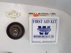 H-101 1998 Ford E-350 Bluebird School Bus