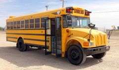 H-302  2004 International CE300 School Bus