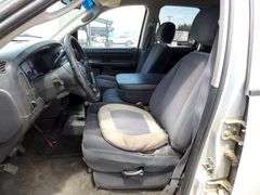 H-1064 2002 Dodge Ram 1500 Pickup