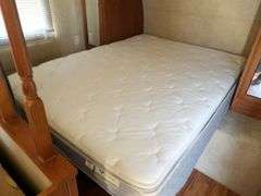 H-922 2015 Wildwood 24' Travel Trailer