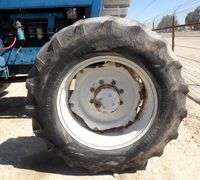 H-923 Ford TW-15 Tractor
