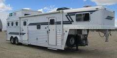 H-440 2004 Four Star LQ Horse Trailer
