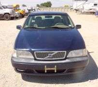 H-1060 2000 Volvo S70