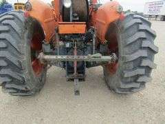 H-424 Kubota M7500 Tractor W/Front Loader