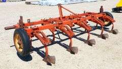 H-536 Chisel Plow