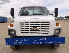 H-209 2006 Chevy C6500 Flatbed Service Truck