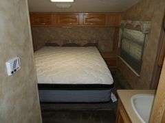H-937 2003 Keystone Laredo Travel Trailer
