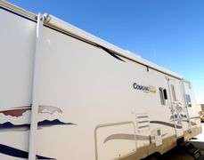 H-921 2004 Keystone Cougar Travel Trailer
