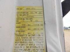 H-209 2006 Chevy C6500 Flatbed Service Truck