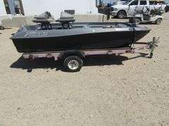 H-993 2018 Sun Dolphin Sportsman 10 Boat W/Trailer